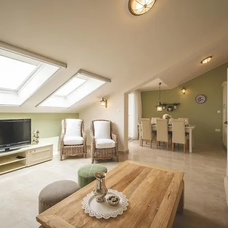Luxury Luce Vendégház 5*