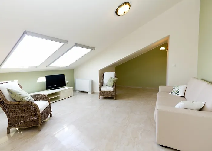 Luxury Luce
