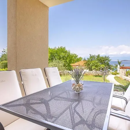 Luxury Luce Guest house 5*