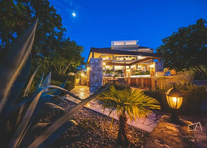Luxury Luce Πανσιόν 5*