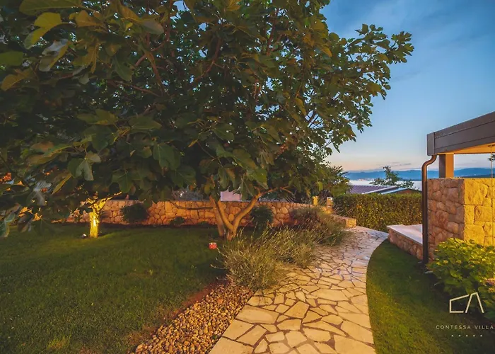 Luxury Luce Malinska