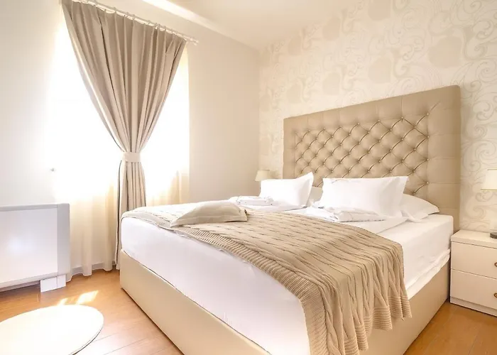 Luxury Luce Malinska