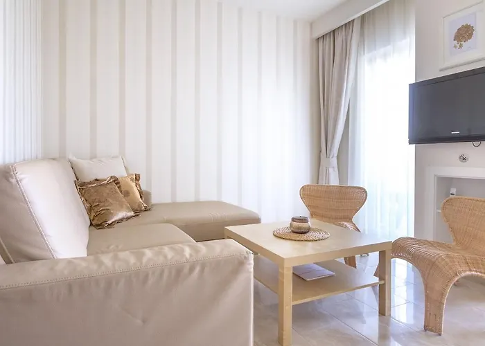 Luxury Luce Πανσιόν 5*